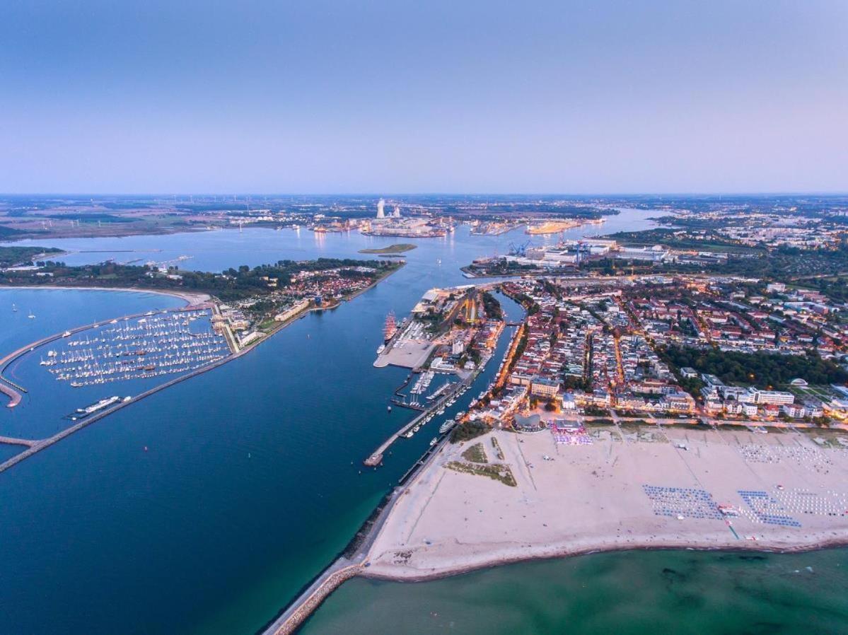 Schiller, Wenige Schritte Zum Strand Rostock Kültér fotó